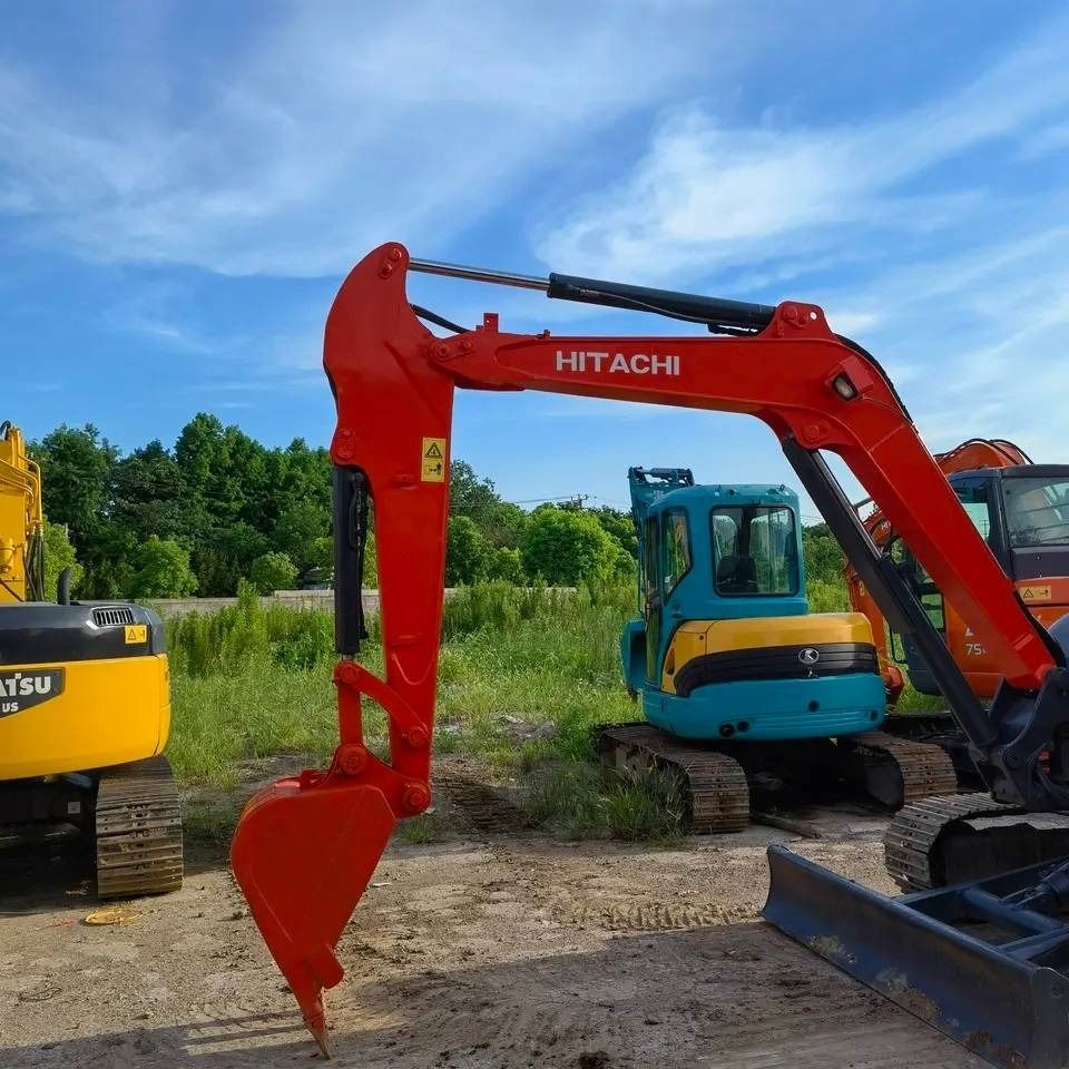 2023 Hitachi ZX30 mini excavator boom and bucket view 2023 Hitachi ZX30 mini excavator boom and bucket view