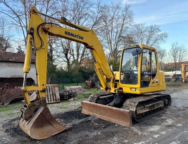 2006 Komatsu PC110 crawler excavator, side view 2006 Komatsu PC110 crawler excavator, side view