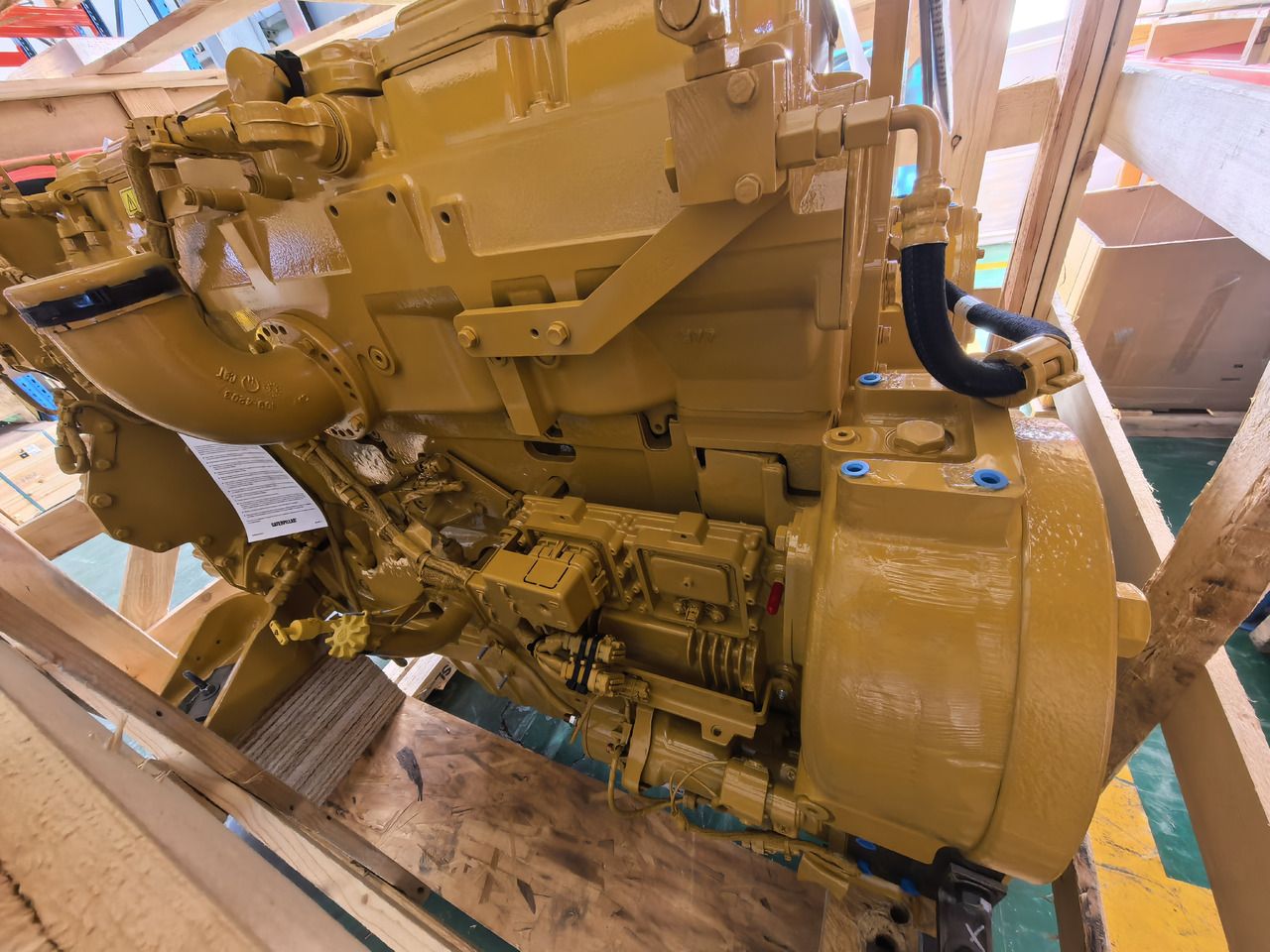 2025 Caterpillar 395 crawler excavator engine component 2025 Caterpillar 395 crawler excavator engine component