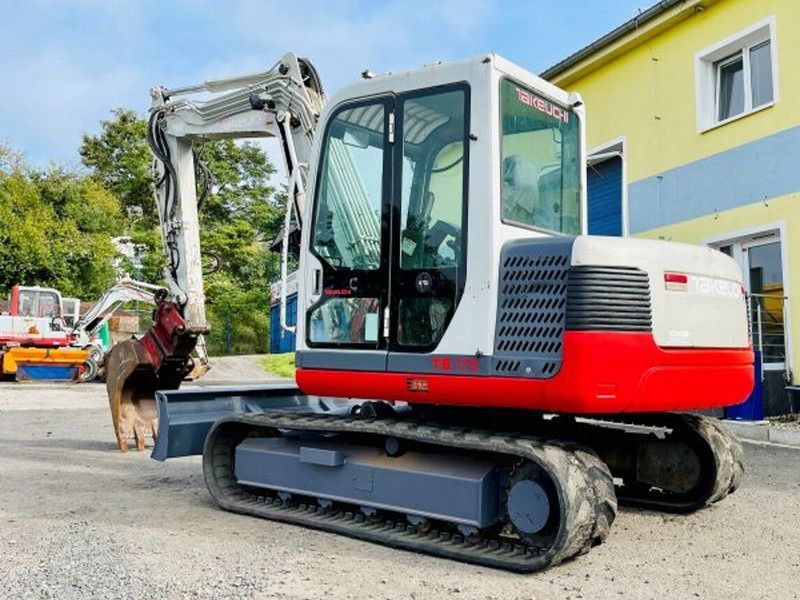 2007 Takeuchi TB175 mini excavator, side view 2007 Takeuchi TB175 mini excavator, side view