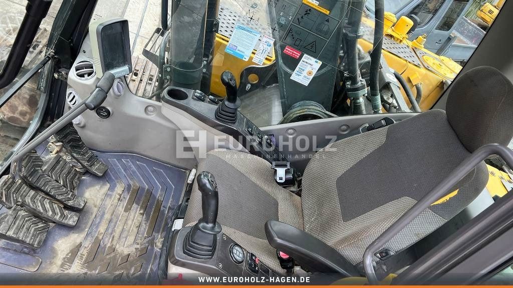 2012 Volvo EC220DL crawler excavator interior cab view 2012 Volvo EC220DL crawler excavator interior cab view