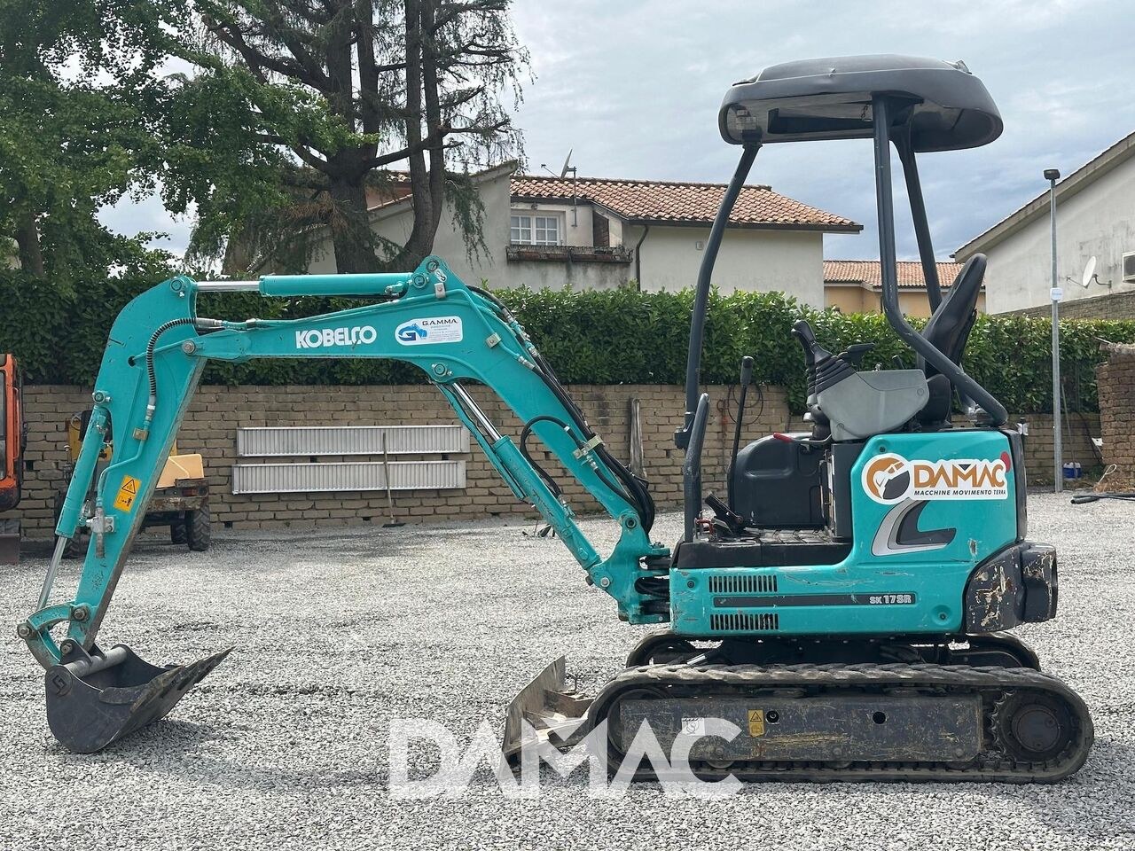 2021 Kobelco SK17SR-3E mini excavator, side view 2021 Kobelco SK17SR-3E mini excavator, side view