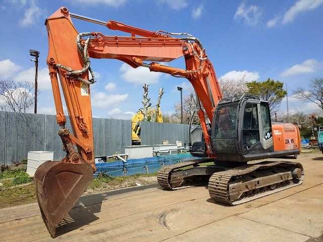 2007 Hitachi ZX210LCK-3 crawler excavator, side profile view 2007 Hitachi ZX210LCK-3 crawler excavator, side profile view