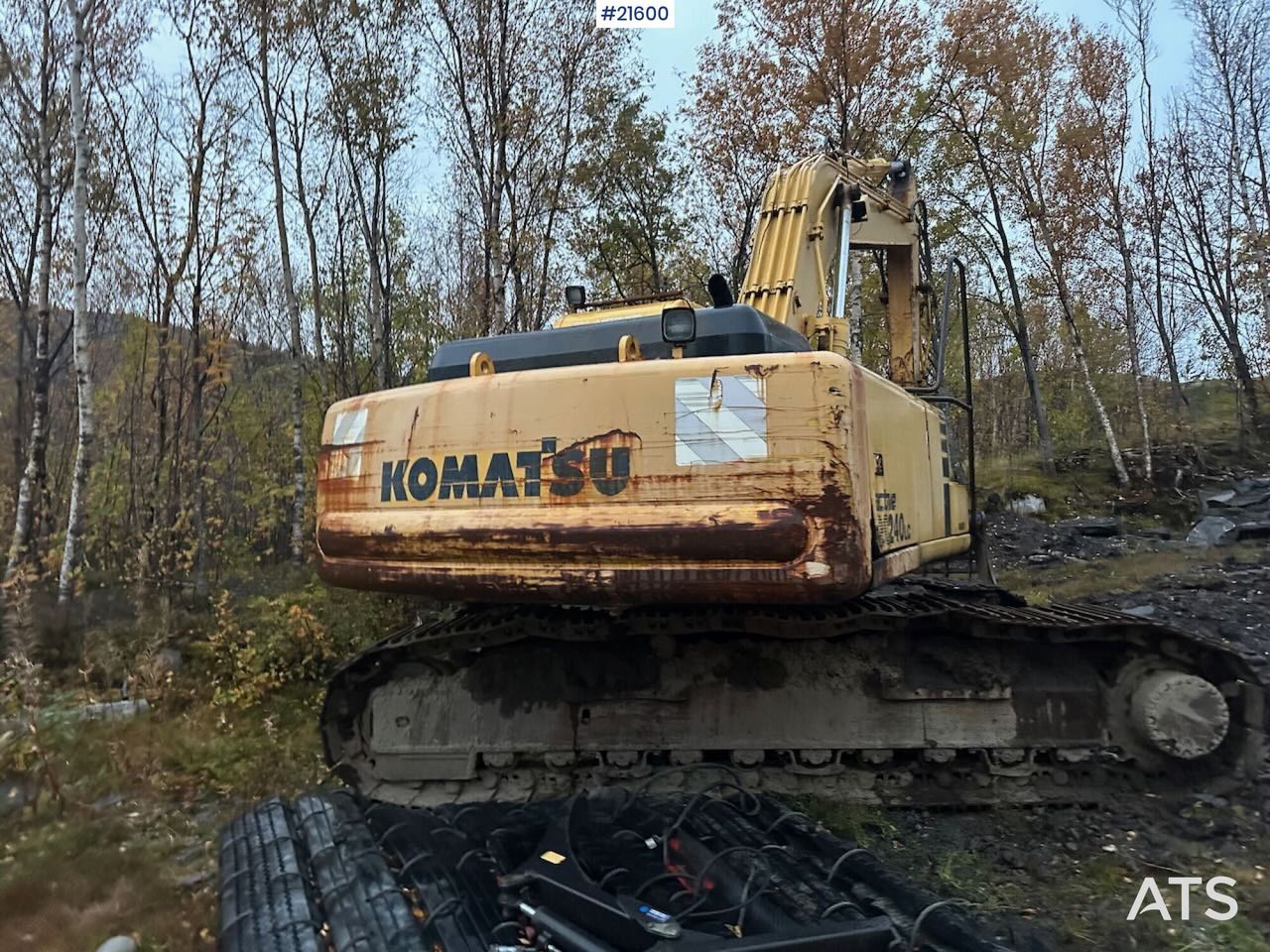 2000 Komatsu PC240LC crawler excavator, rear view