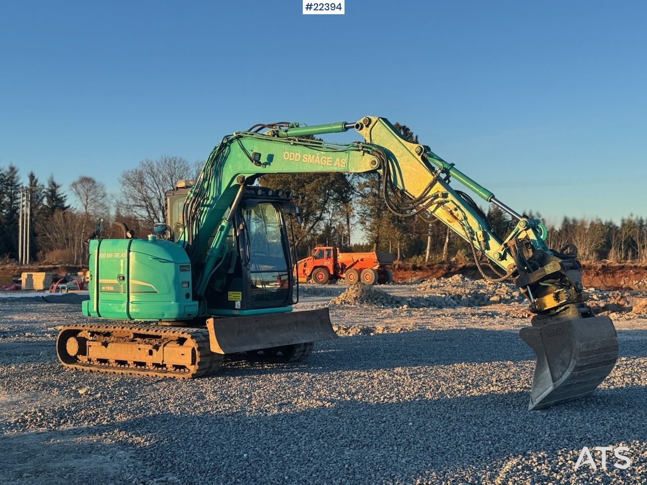 2016 Kobelco SK75SR-3E crawler excavator, side view