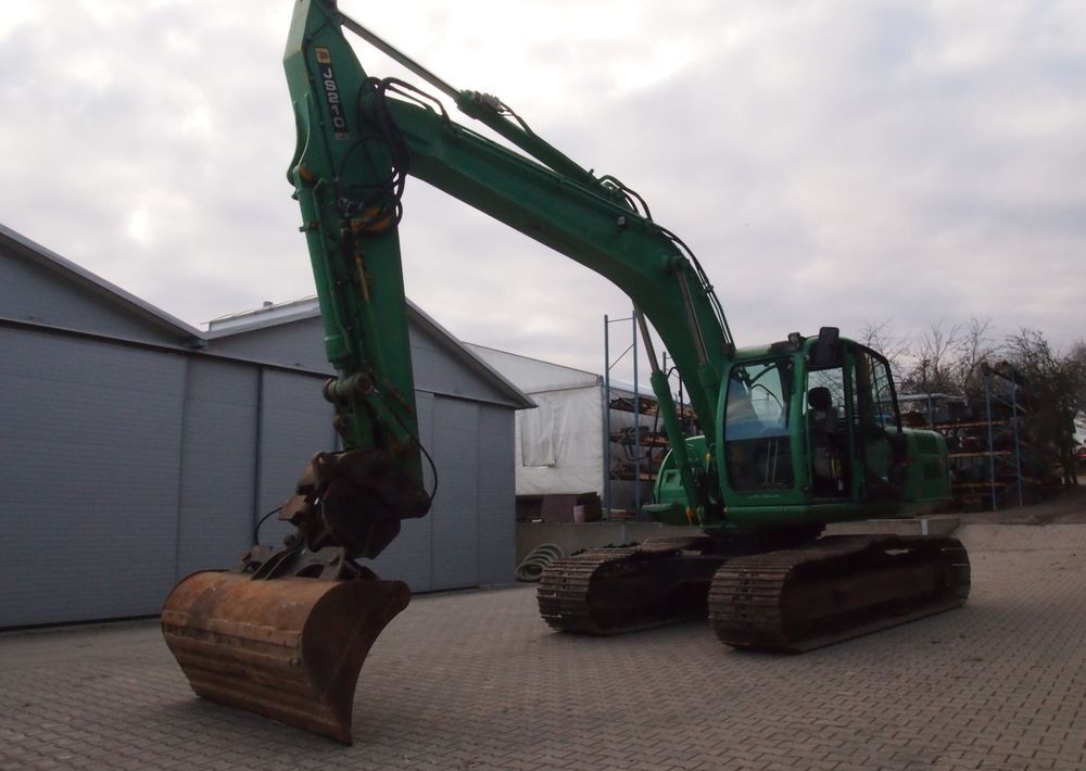 2008 JCB JS210 crawler excavator, side view 2008 JCB JS210 crawler excavator, side view