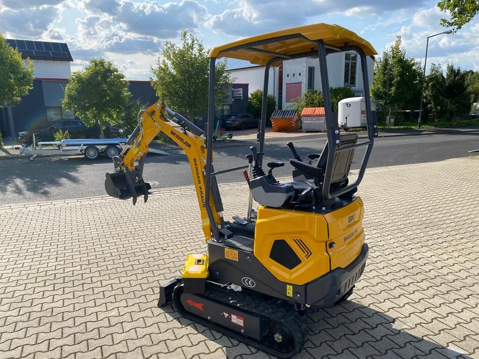Berger Kraus BK1000JSR mini excavator, rear three-quarter view Berger Kraus BK1000JSR mini excavator, rear three-quarter view