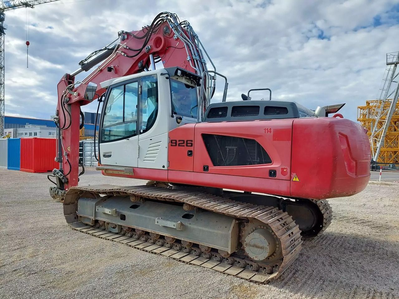2019 Liebherr R926SLC crawler excavator, side view