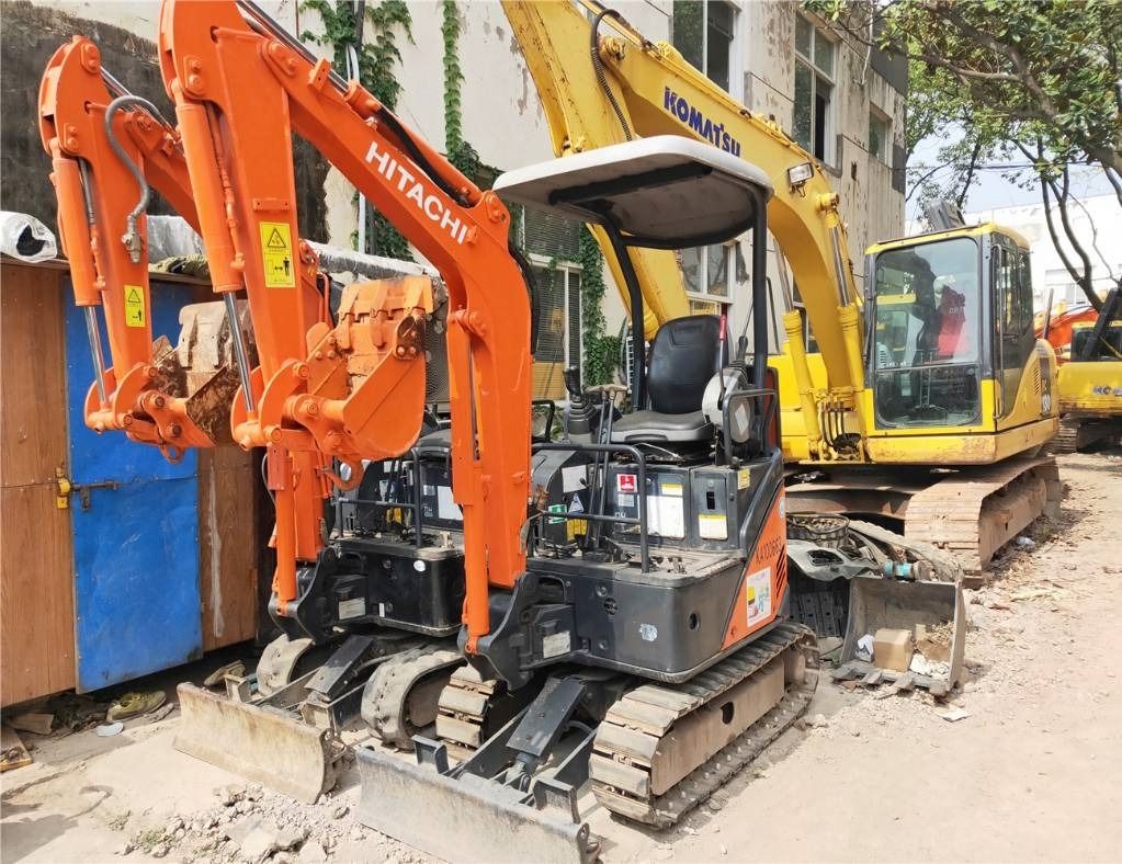 2023 Hitachi ZX17U mini excavator front view 2023 Hitachi ZX17U mini excavator front view