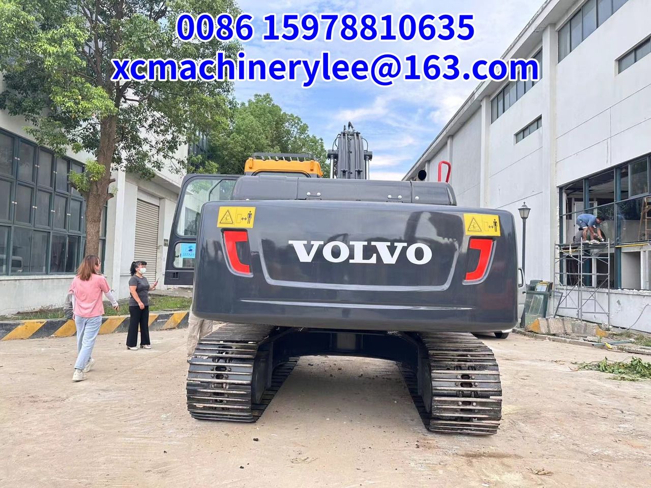 2023 Volvo EC210 crawler excavator rear view 2023 Volvo EC210 crawler excavator rear view