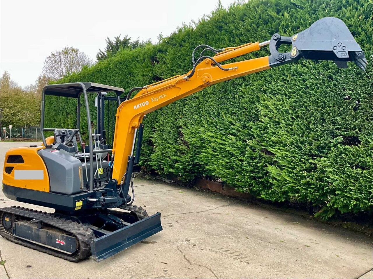2024 KATCO K35 PRO mini excavator side view 2024 KATCO K35 PRO mini excavator side view