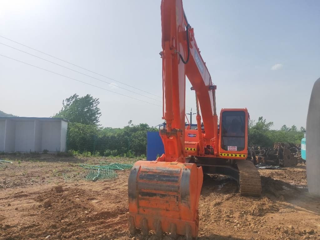 2023 Doosan DH220LC-7 crawler excavator, front view