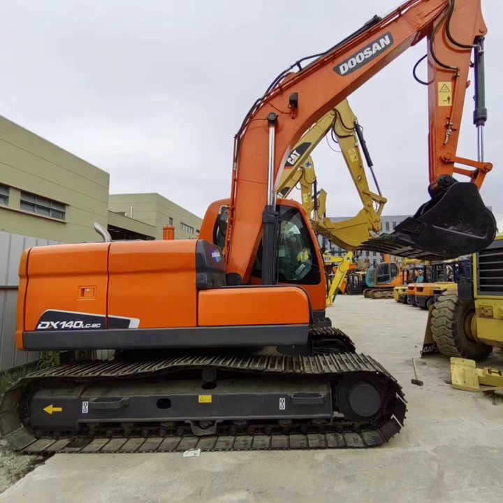 2019 Doosan DX140 crawler excavator side view