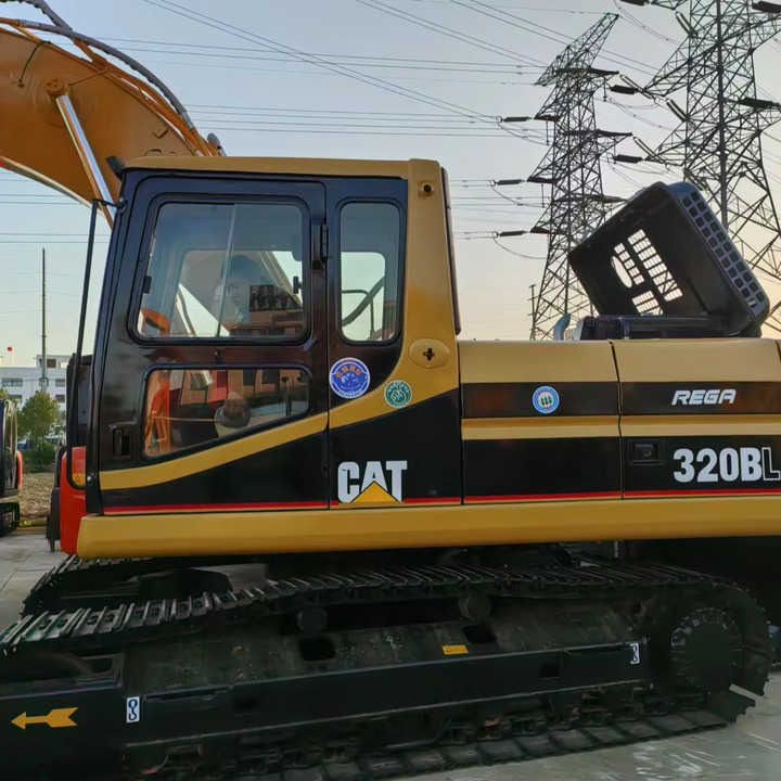 2024 Caterpillar 320BL crawler excavator side view