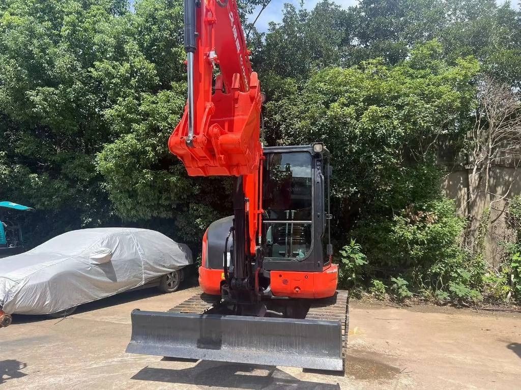 2022 Kubota KX163-5 mini excavator, front view 2022 Kubota KX163-5 mini excavator, front view