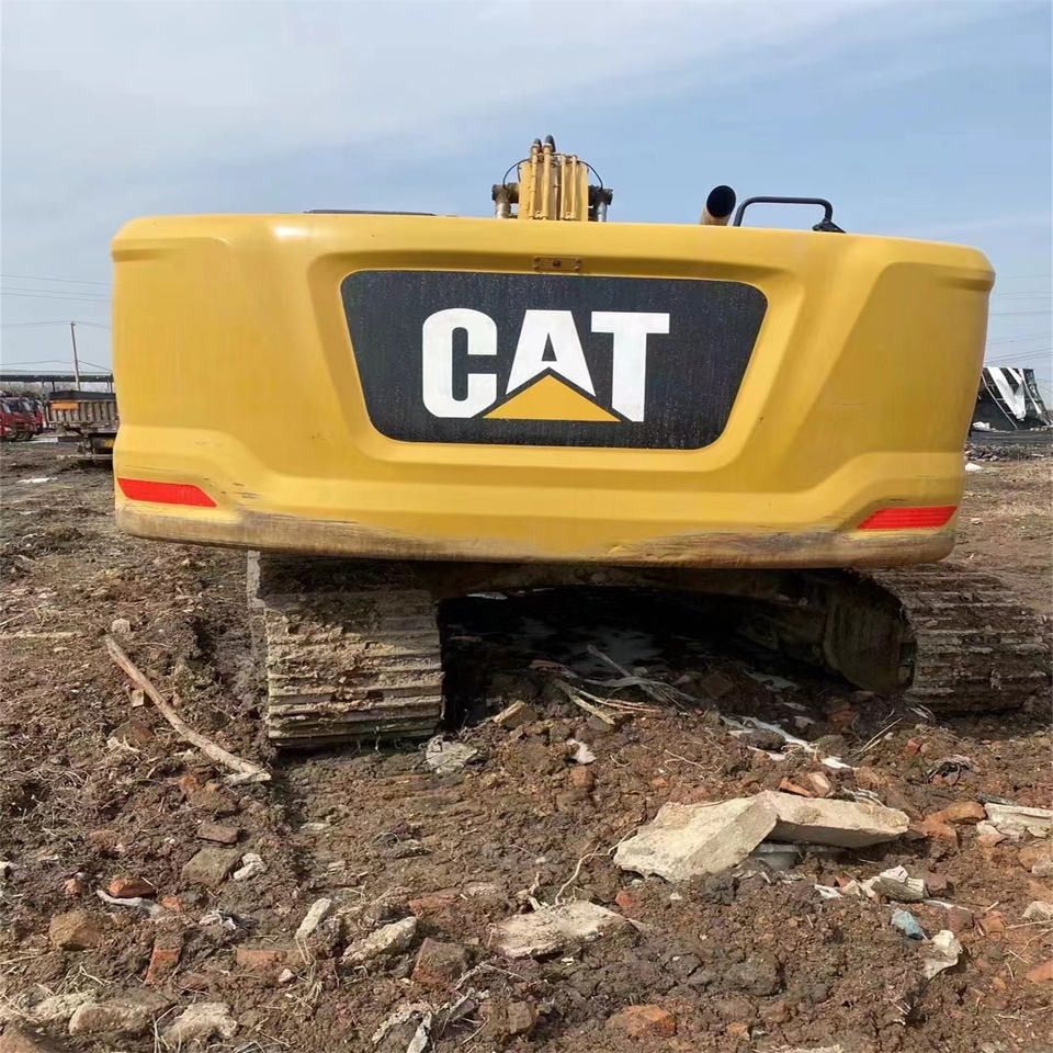 2022 Caterpillar 330C crawler excavator rear view