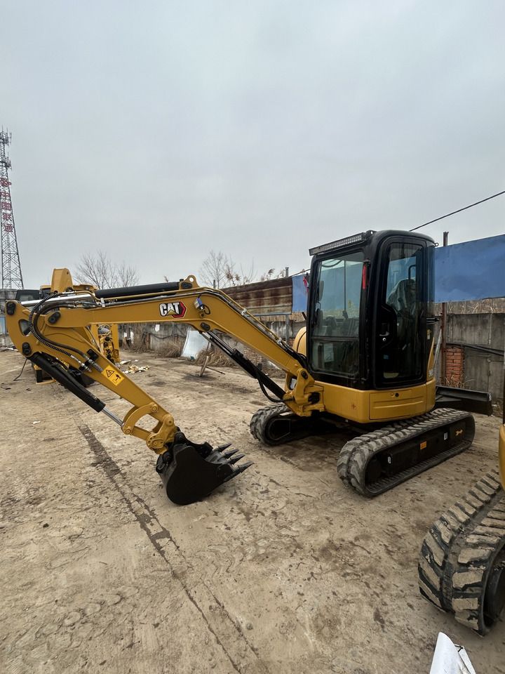 2019 Caterpillar 303.5ECR mini excavator, side view 2019 Caterpillar 303.5ECR mini excavator, side view