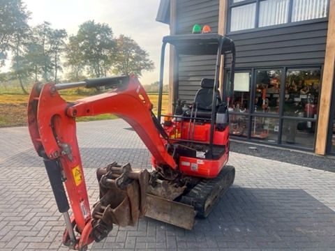 2018 Kubota U17-3 mini excavator, front three-quarter view 2018 Kubota U17-3 mini excavator, front three-quarter view