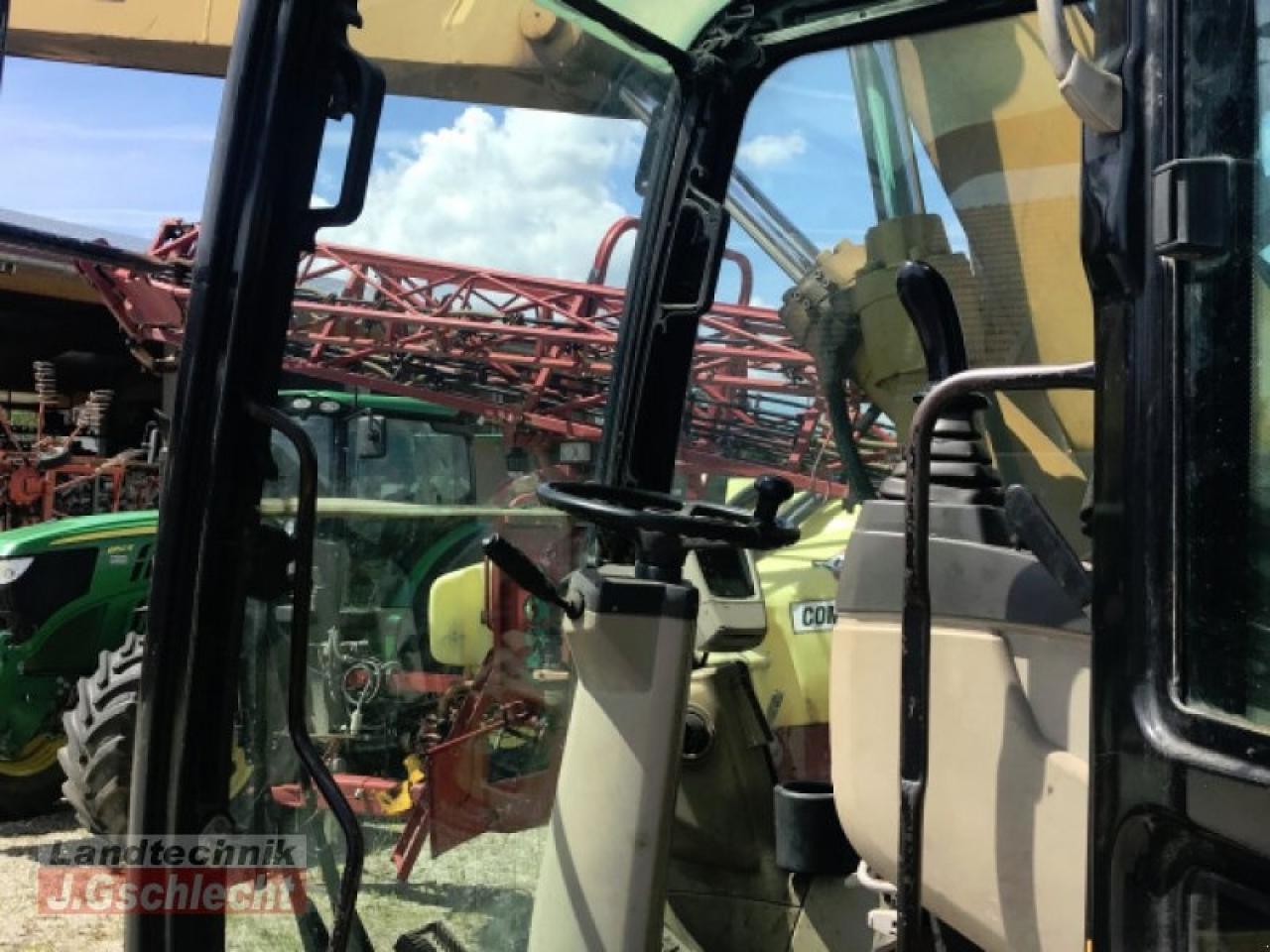 2003 Caterpillar M315C wheel excavator interior view 2003 Caterpillar M315C wheel excavator interior view