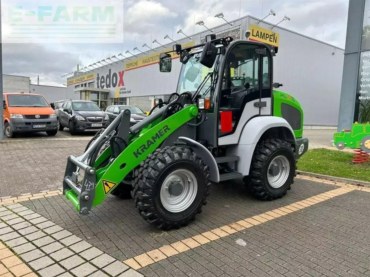 2023 Kramer KL19.5 wheel loader, front three-quarter view 2023 Kramer KL19.5 wheel loader, front three-quarter view