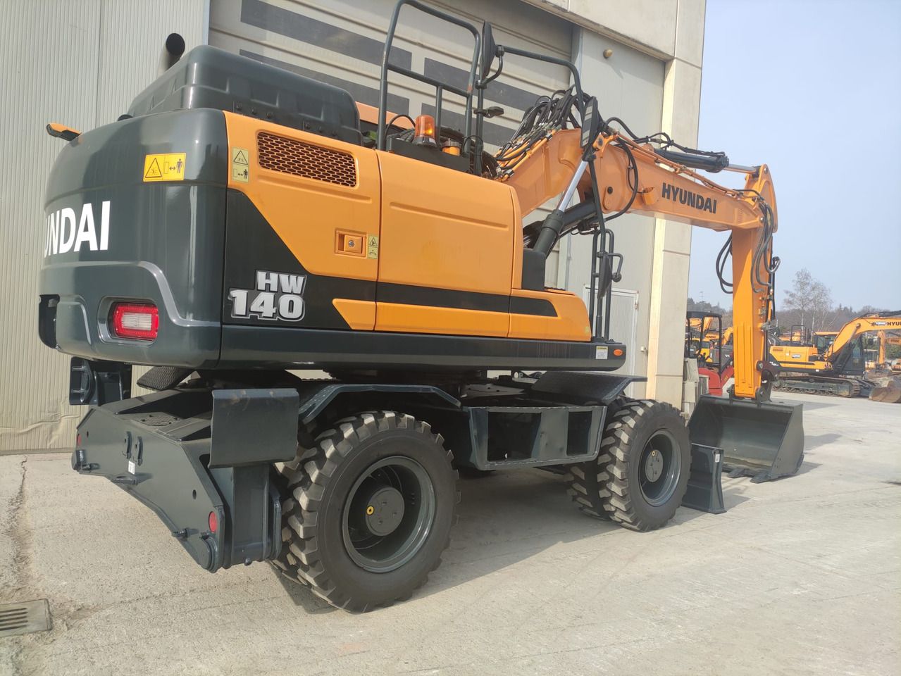 2018 Hyundai HW140-9 wheel excavator, rear three-quarter view