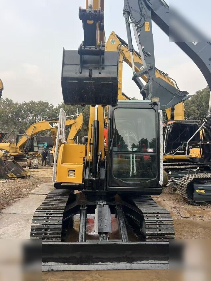 2024 Sany SY75C PRO crawler excavator, front view 2024 Sany SY75C PRO crawler excavator, front view