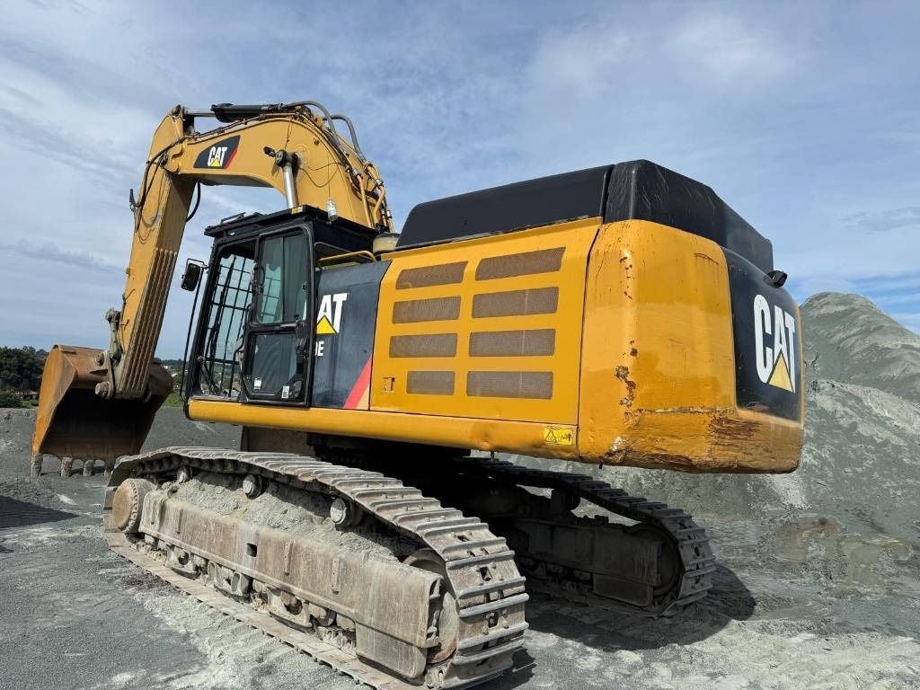 2015 Caterpillar 349EL crawler excavator, rear three-quarter view