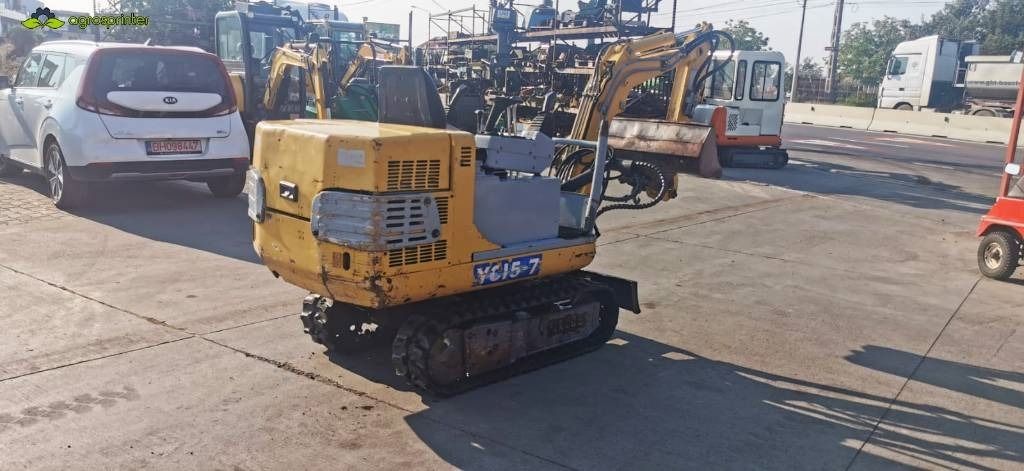 2005 Yuchai YC15-7 mini excavator, rear three-quarter view