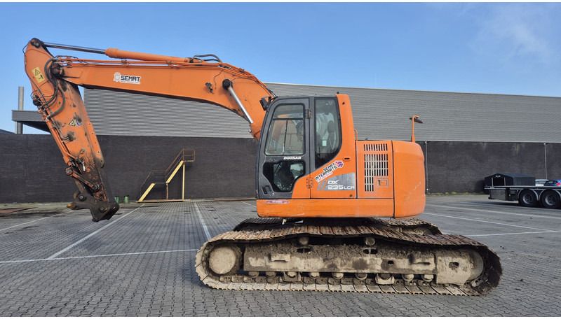 2014 Doosan DX235LCR crawler excavator side view