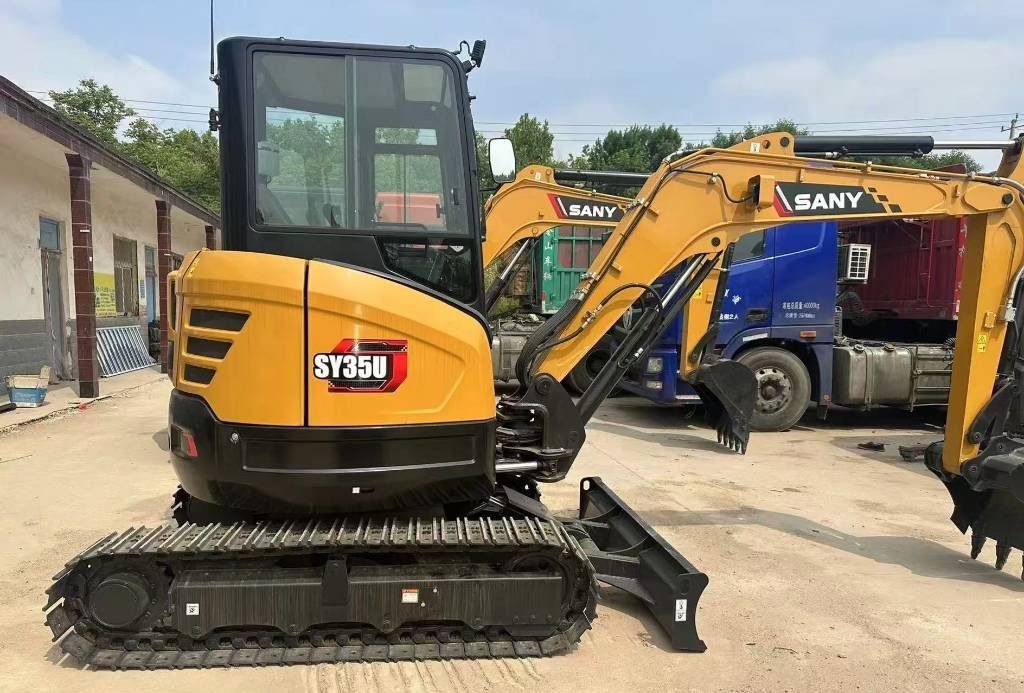 2024 Sany SY35U mini excavator side view