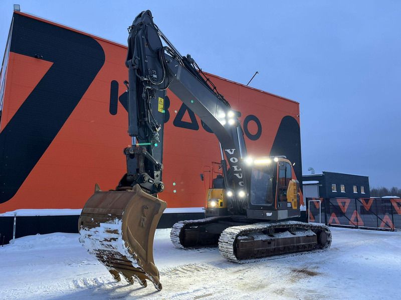 2019 Volvo ECR355EL crawler excavator front view
