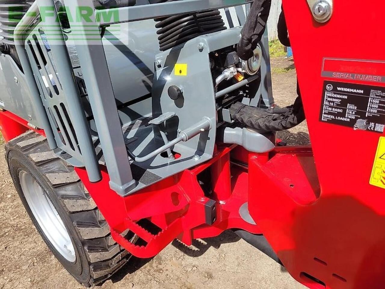 2022 Weidemann 1140 BASIC mini excavator chassis detail