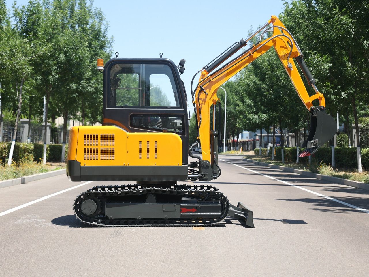 New 2025 Müller Machinery MB 40-VKSH Mini Excavator