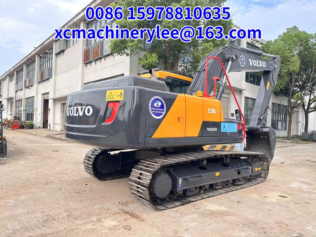 2023 Volvo EC210D crawler excavator rear three-quarter view 2023 Volvo EC210D crawler excavator rear three-quarter view