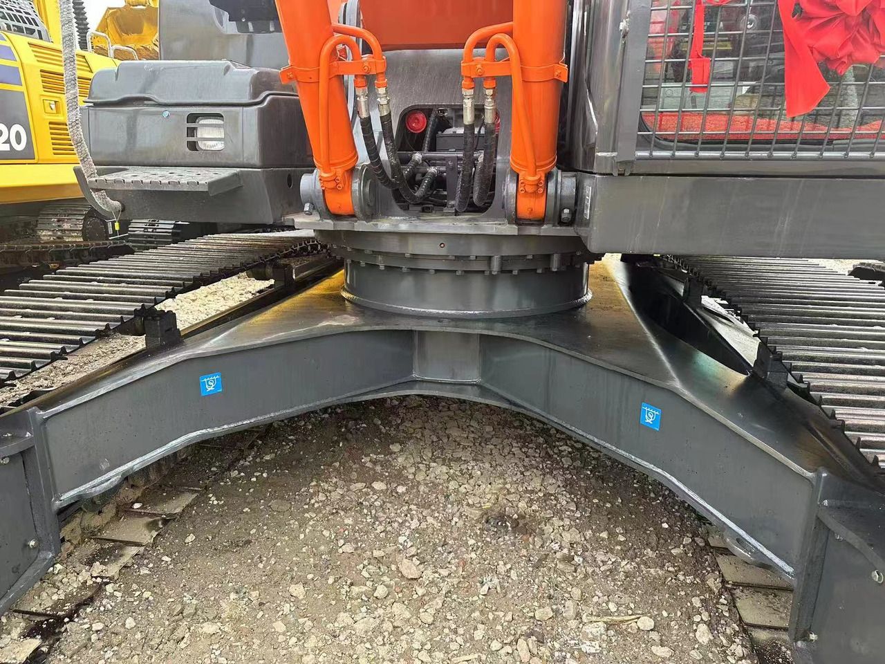 2023 Hitachi 240-3 crawler excavator undercarriage view
