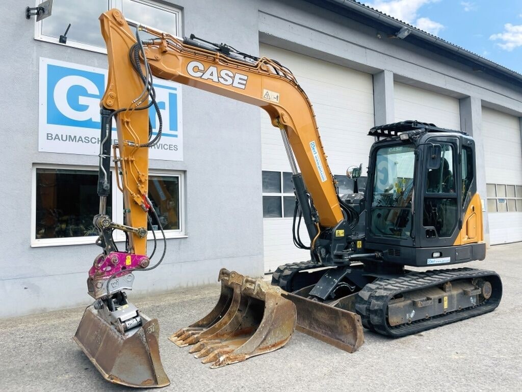 2018 CASE CX80C mini excavator, side view 2018 CASE CX80C mini excavator, side view