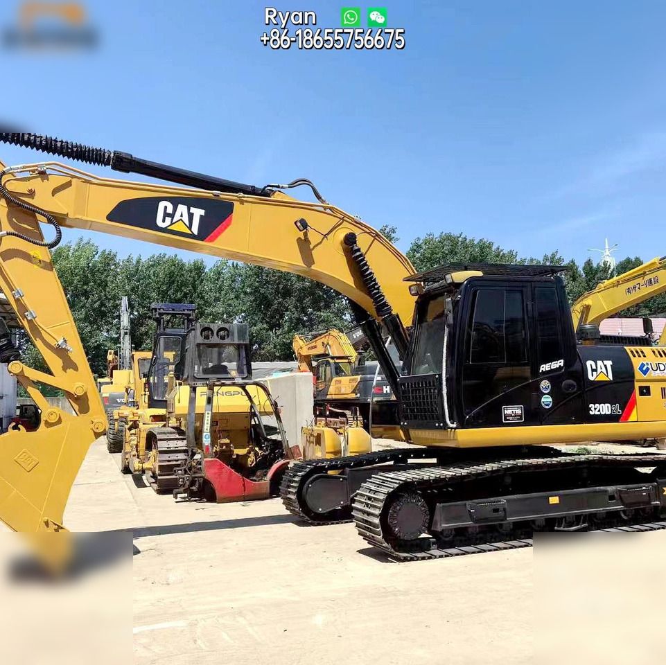 Escavadora de rastos Caterpillar 320D2L de 2022, vista lateral