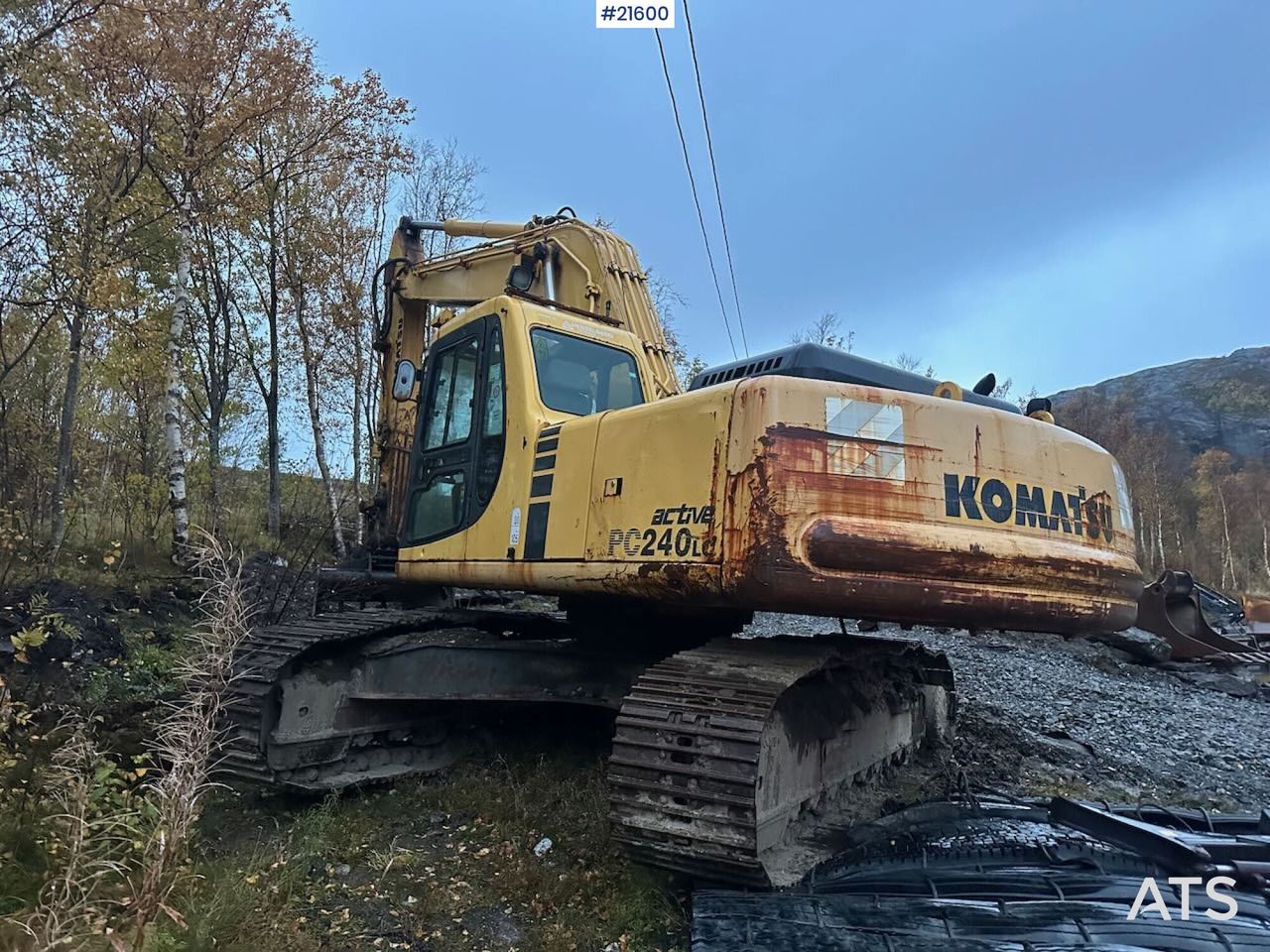2000 Komatsu PC240LC crawler excavator, rear three-quarter view