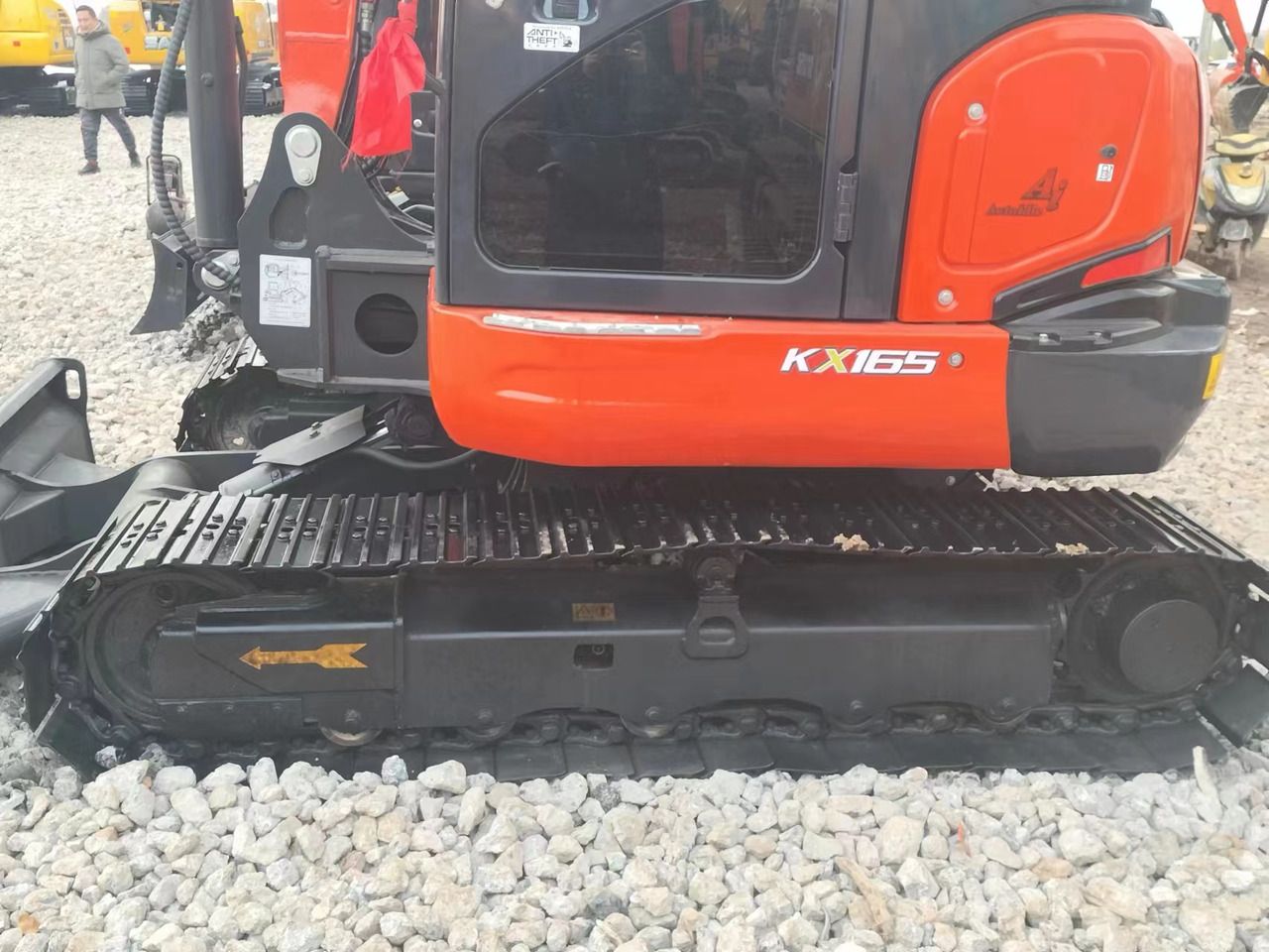2022 Kubota KX165 mini excavator side view 2022 Kubota KX165 mini excavator side view