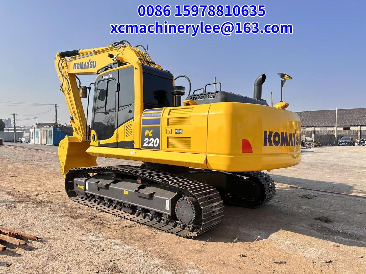 2024 Komatsu PC220 crawler excavator, rear three-quarter view 2024 Komatsu PC220 crawler excavator, rear three-quarter view