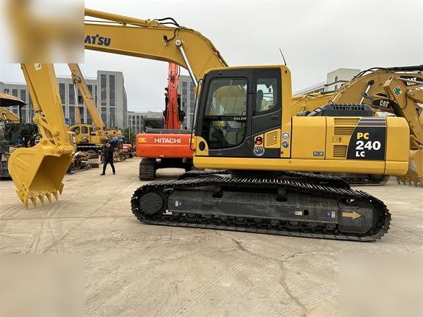 2021 Komatsu PC240LC-8 crawler excavator side view