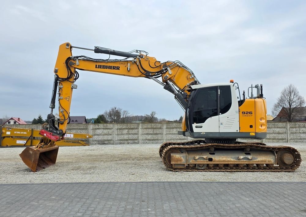 2020 Liebherr R926 Compact crawler excavator, side view 2020 Liebherr R926 Compact crawler excavator, side view