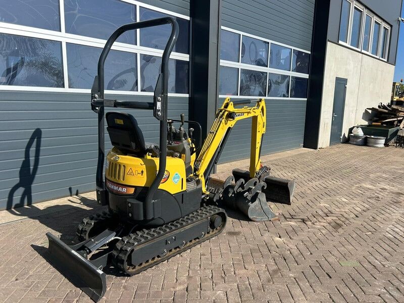 2016 Yanmar VIO10-2A mini excavator, rear three-quarter view 2016 Yanmar VIO10-2A mini excavator, rear three-quarter view