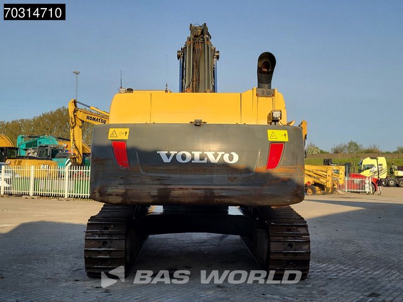 2013 Volvo EC380DL crawler excavator, rear view 2013 Volvo EC380DL crawler excavator, rear view