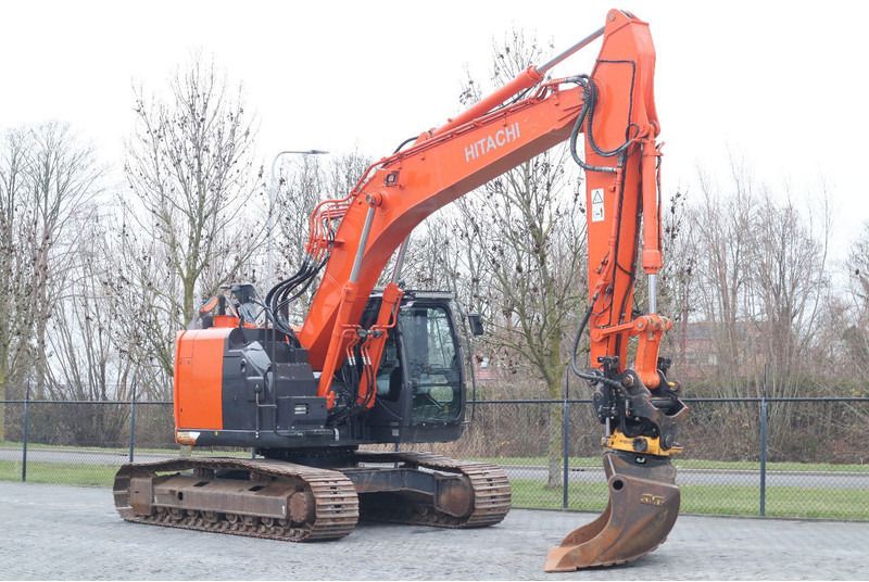 2018 Hitachi ZX225 crawler excavator, side view