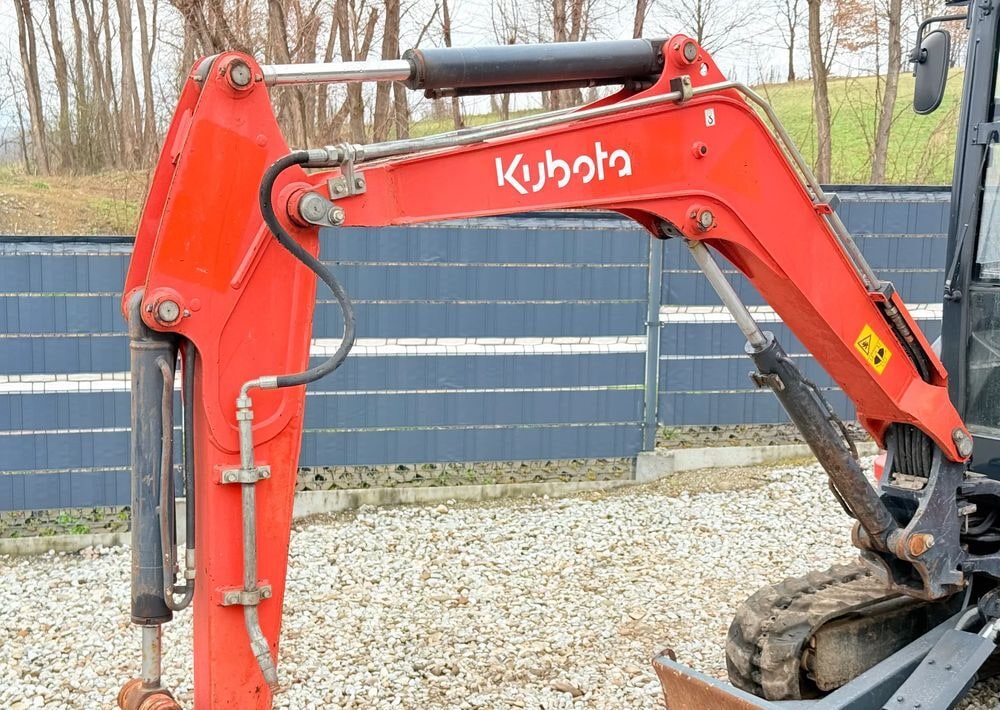 2015 Kubota KX61-3 mini excavator boom detail 2015 Kubota KX61-3 mini excavator boom detail