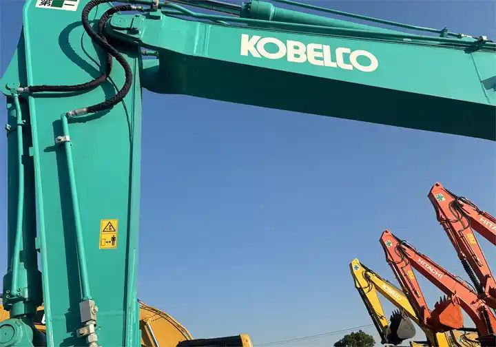 Kobelco SK210-8 Raupenbagger