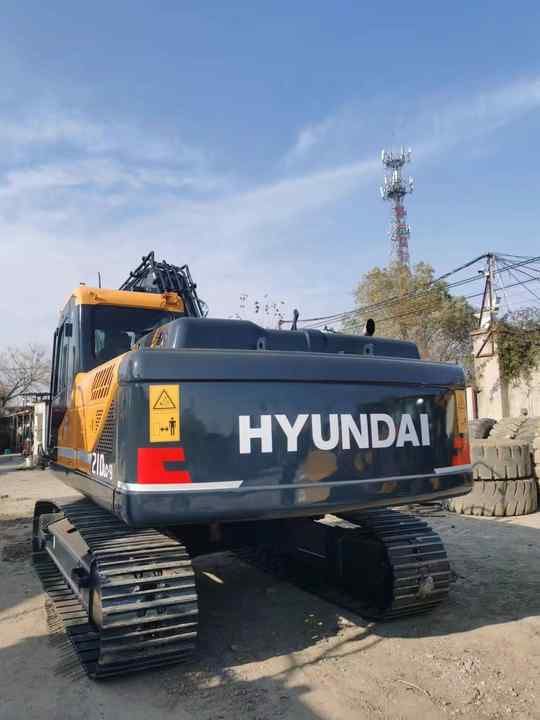 2022 Hyundai 210-9S crawler excavator, rear three-quarter view