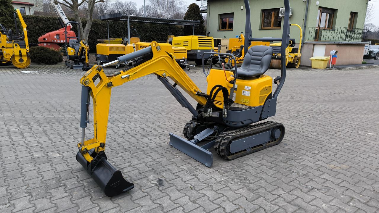 2019 Yanmar SV08– 1A(S) mini excavator, side view