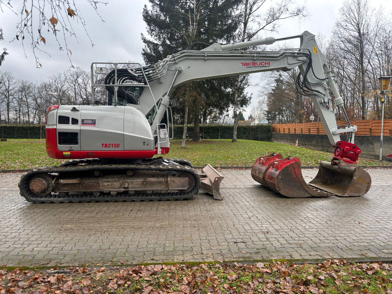 2015 Takeuchi TB2150R crawler excavator, side view 2015 Takeuchi TB2150R crawler excavator, side view